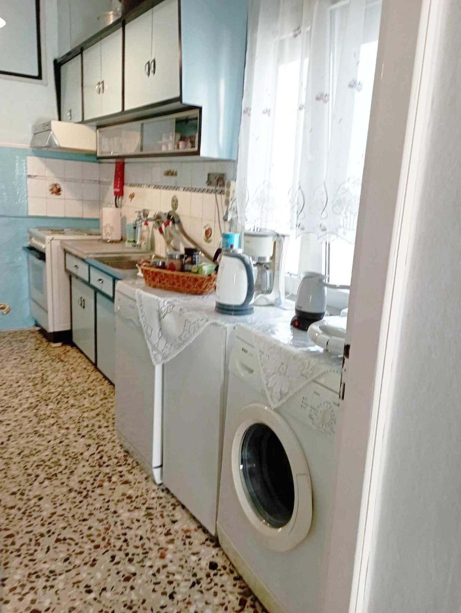 Holiday home Nicola's House With Private Parking *